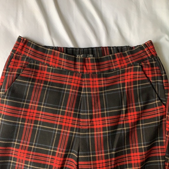 Zara Red & Black Plaid Pants - Picture 2 of 5
